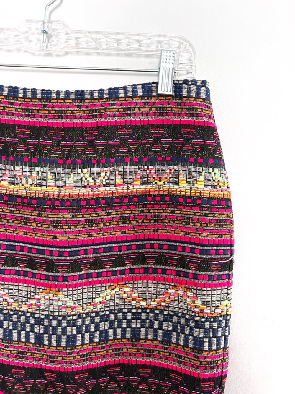 Trina Turk Chrissy Pencil Skirt Woven Tribal Stripe Textured Mini Boho Size 4
